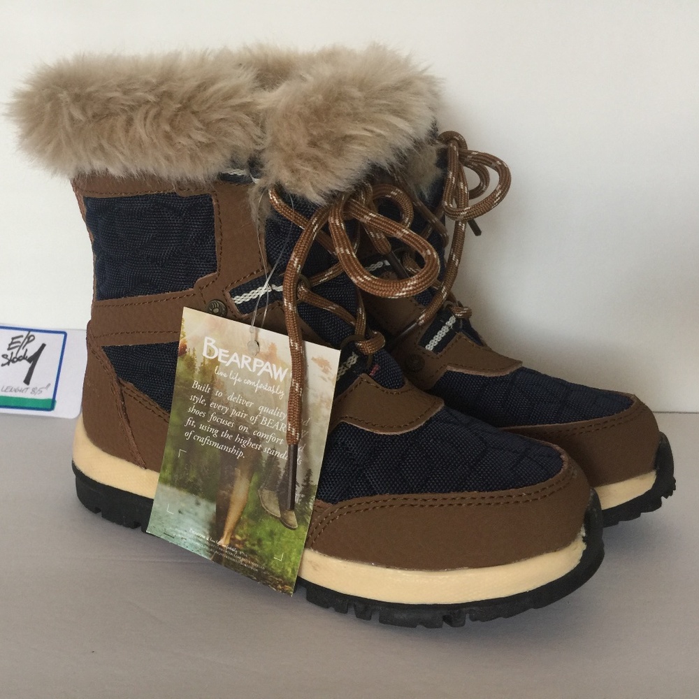 BEARPAW KIDS LEATHER BOOTS SIZE 13 NWT STOCK # EP1